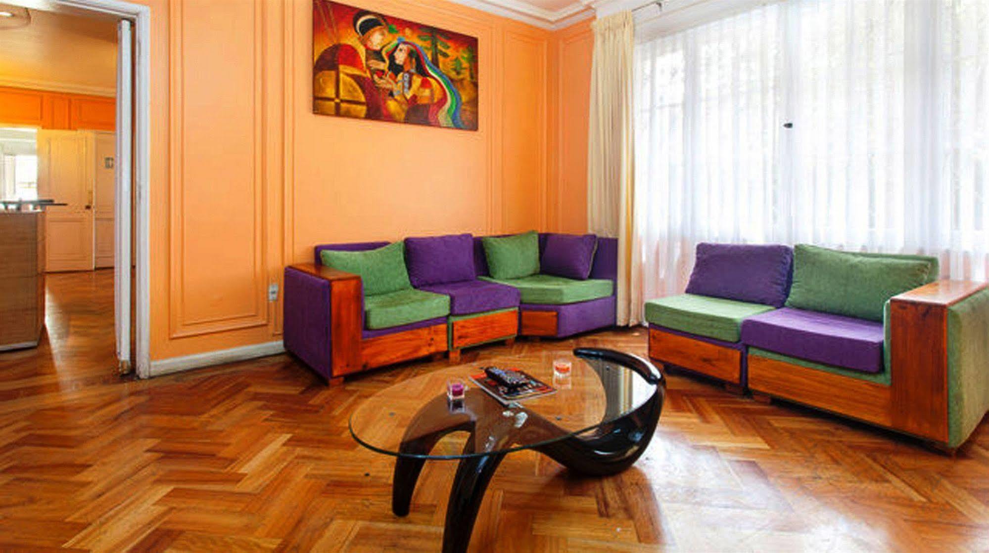 Salvador Hostal & Cafe Santiago de Chile Bagian luar foto