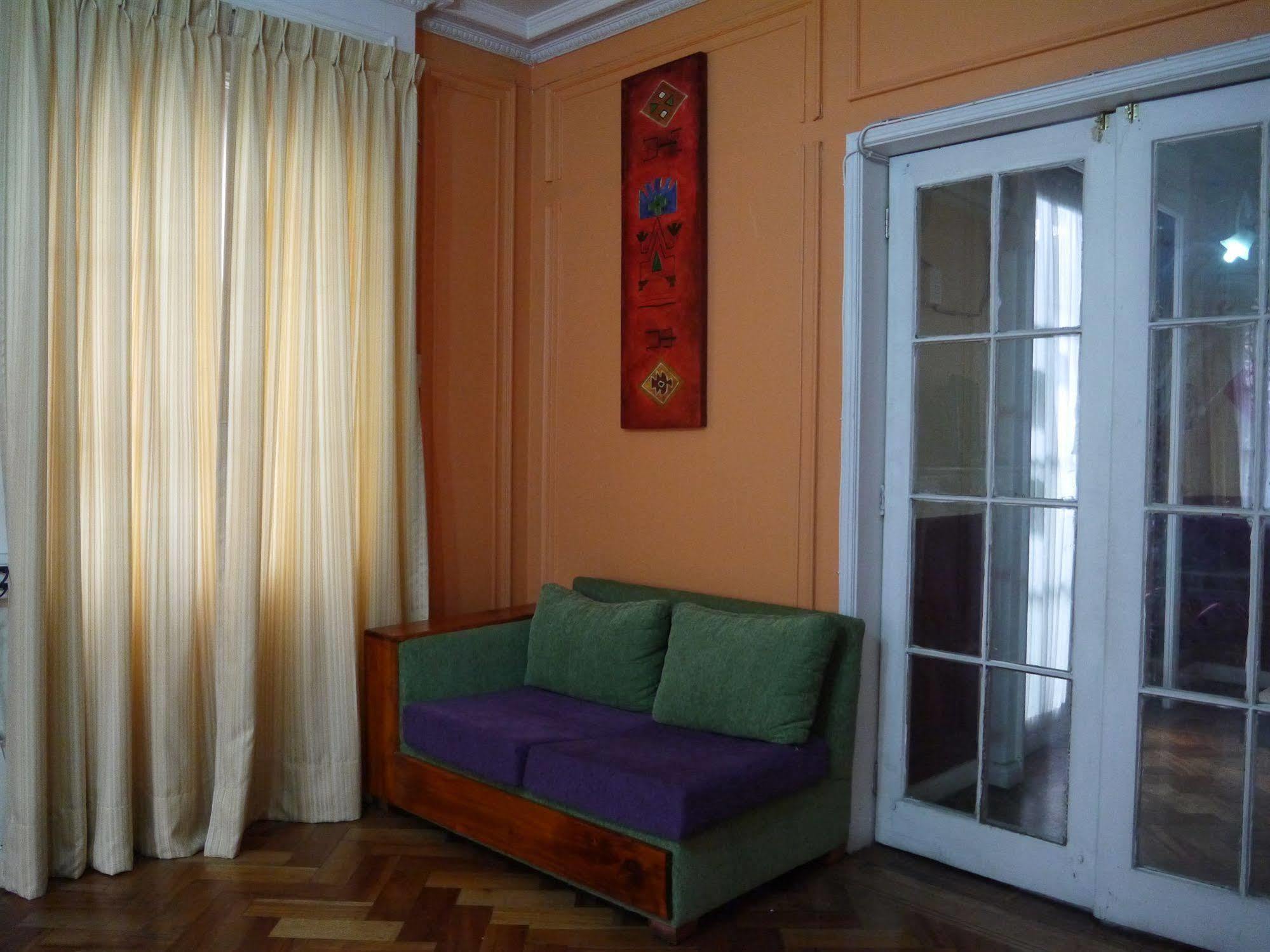 Salvador Hostal & Cafe Santiago de Chile Bagian luar foto